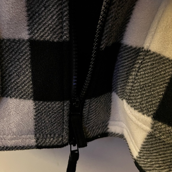 NEOT, Coldwater Creek coat. Never worn. Size S, fits sz 6. Great for fall. - Picture 4 of 8